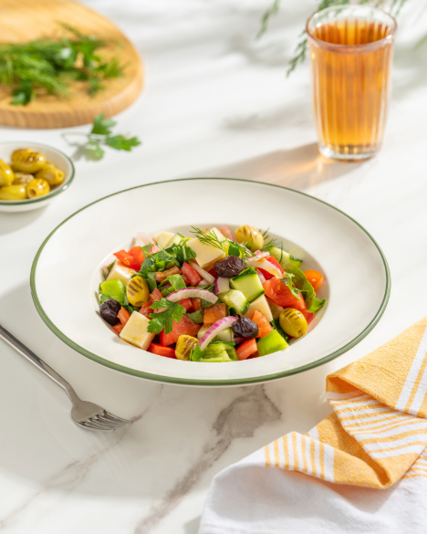 Ege Usulü Çoban Salatası